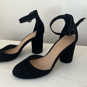 LC Lauren Conrad Black Ankle Strap Heels